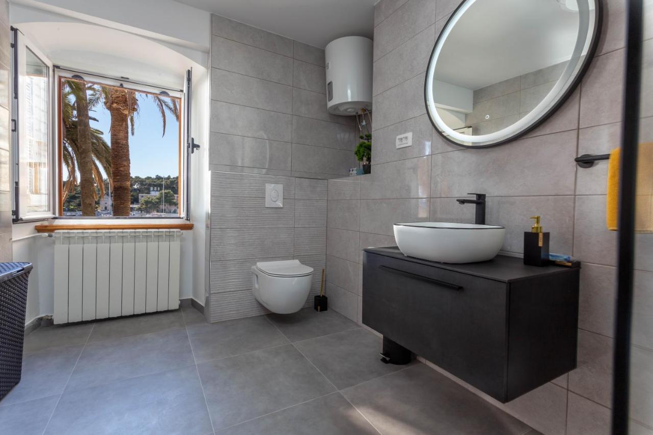 Deluxe Dreamy Room In The Center Of Hvar With Sea View Đảo Hvar Ngoại thất bức ảnh