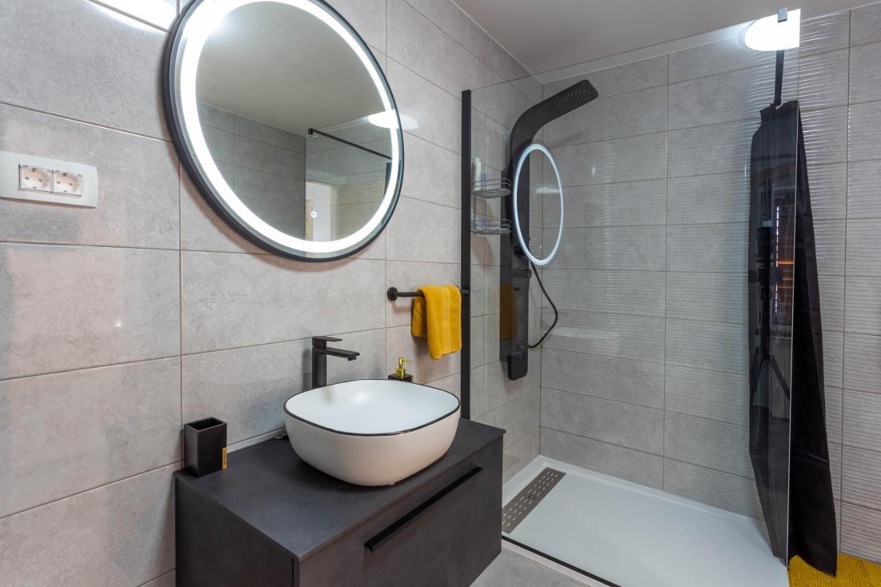 Deluxe Dreamy Room In The Center Of Hvar With Sea View Đảo Hvar Ngoại thất bức ảnh